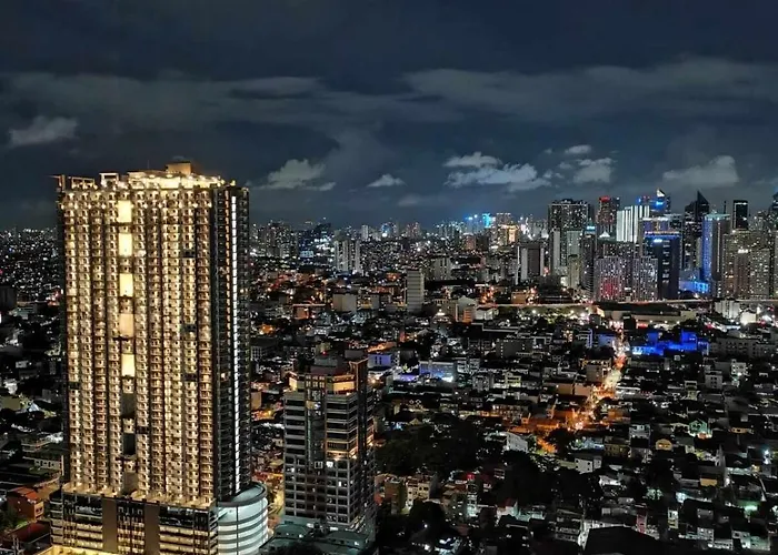 Apartment In Pasay 12th Flr Unit-near Moa, Picc *
