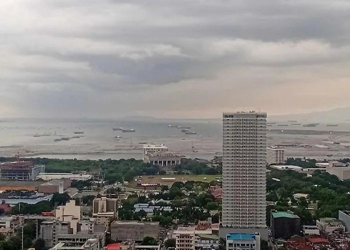 In Pasay 12th Flr Unit-near Moa, Picc Apartment Manila