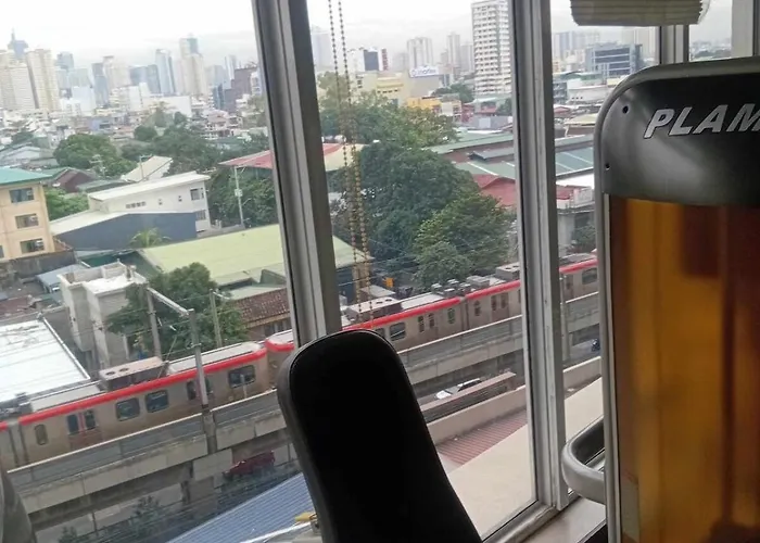 In Pasay 12th Flr Unit-near Moa, Picc *