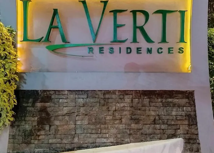 In Pasay 12th Flr Unit-near Moa, Picc Apartment Manila