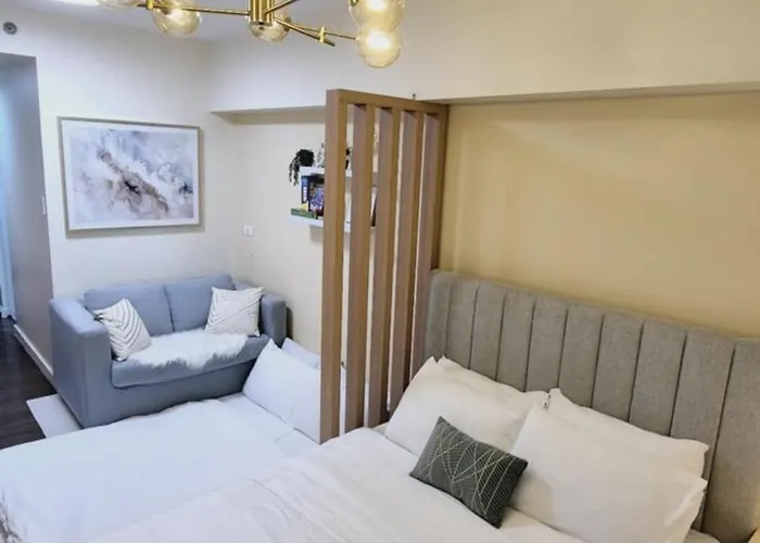 Apartment In Pasay 12th Flr Unit-near Moa, Picc Manila
