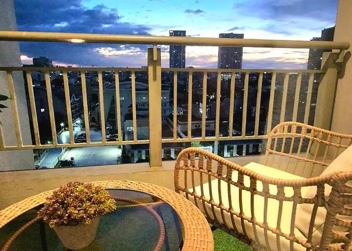 In Pasay 12th Flr Unit-near Moa, Picc Manila