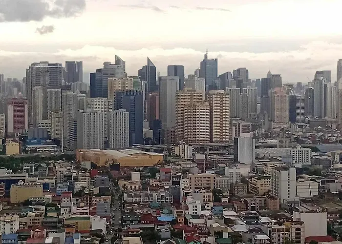 In Pasay 12th Flr Unit-near Moa, Picc Apartment