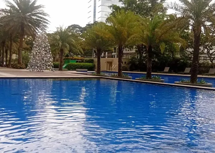 In Pasay 12th Flr Unit-near Moa, Picc Apartment *